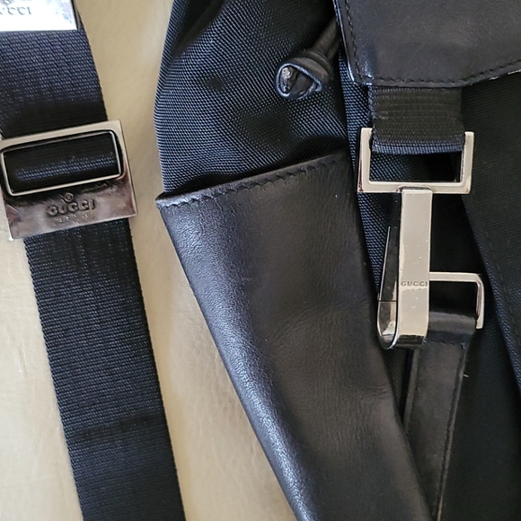 Backpack - Picture 3 of 8